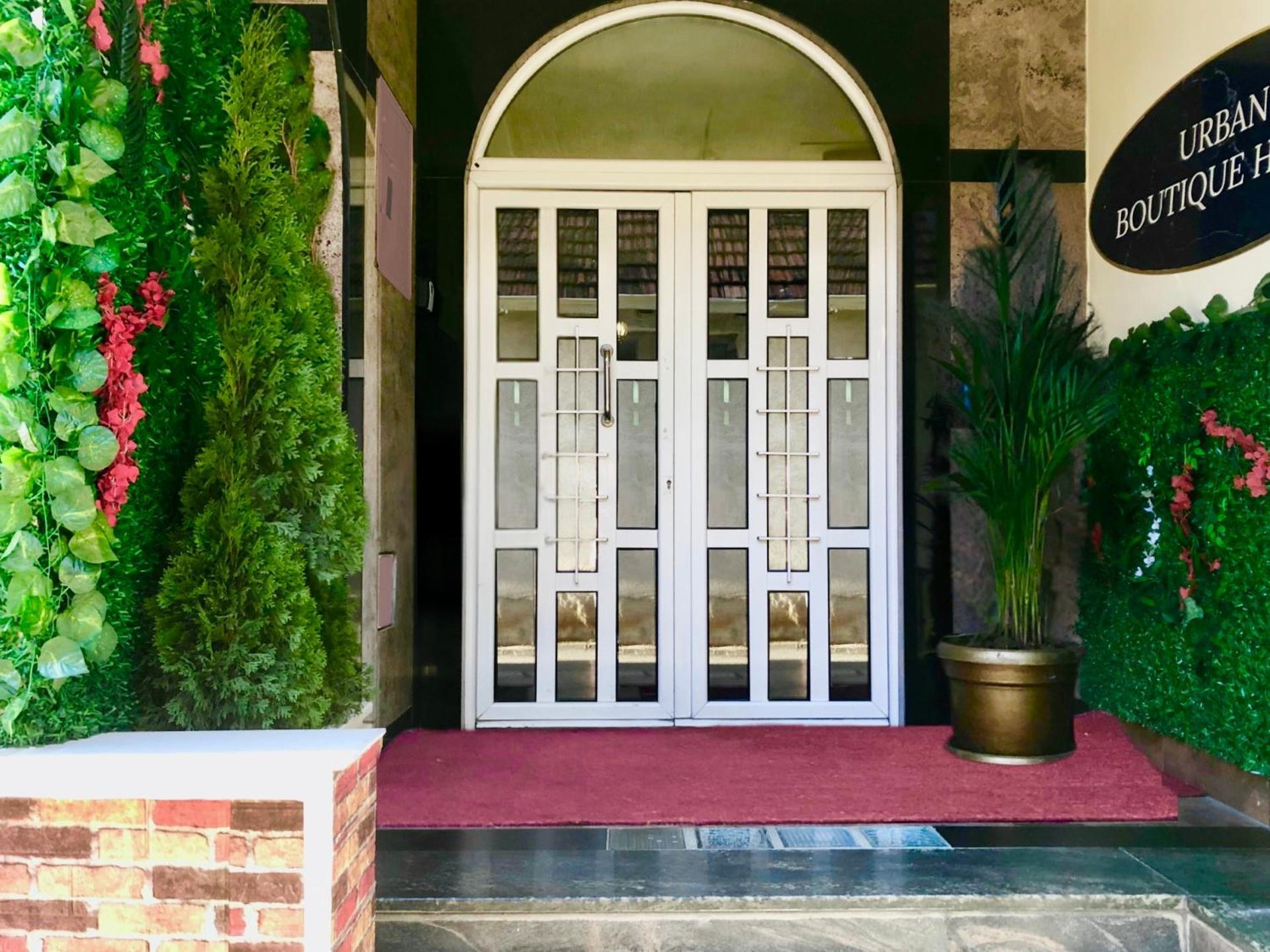 פרישטינה Urban Boutique Hotel מראה חיצוני תמונה