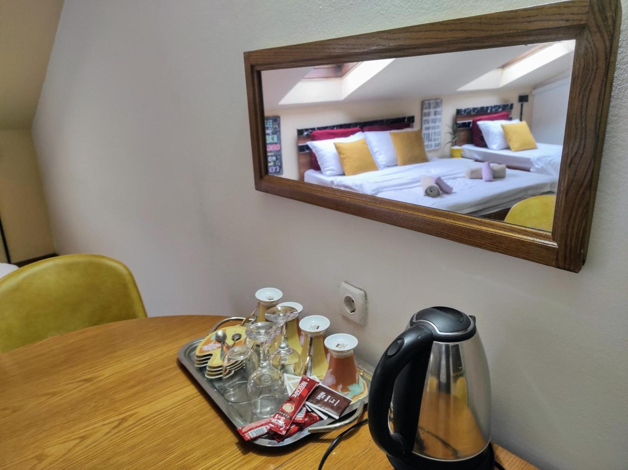 פרישטינה Urban Boutique Hotel חדר תמונה