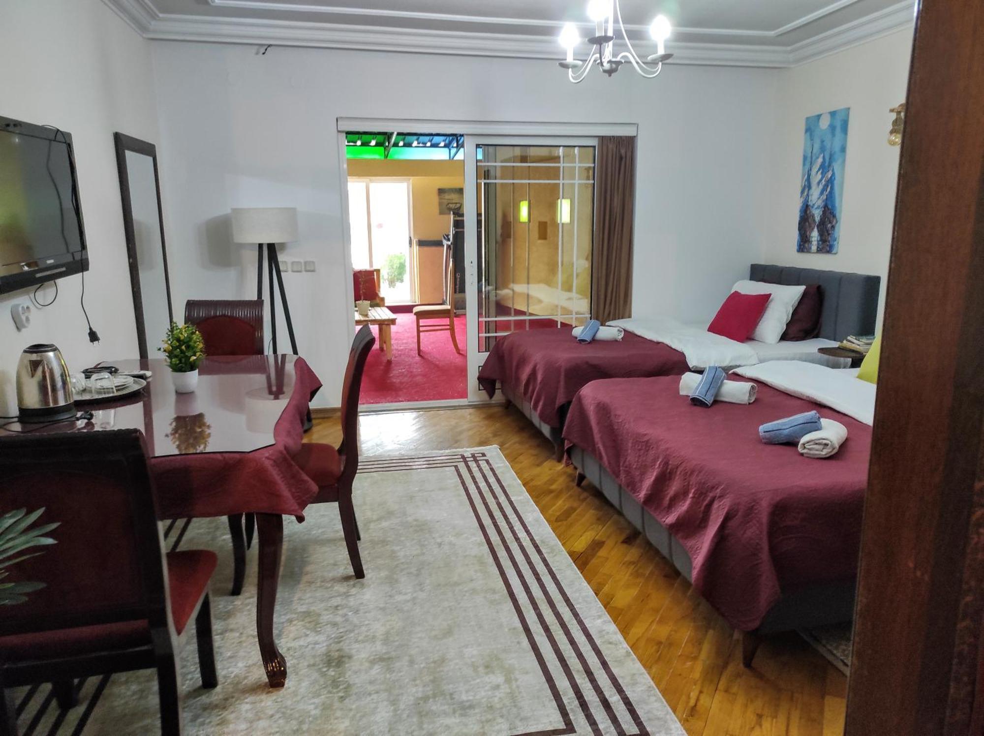 פרישטינה Urban Boutique Hotel מראה חיצוני תמונה